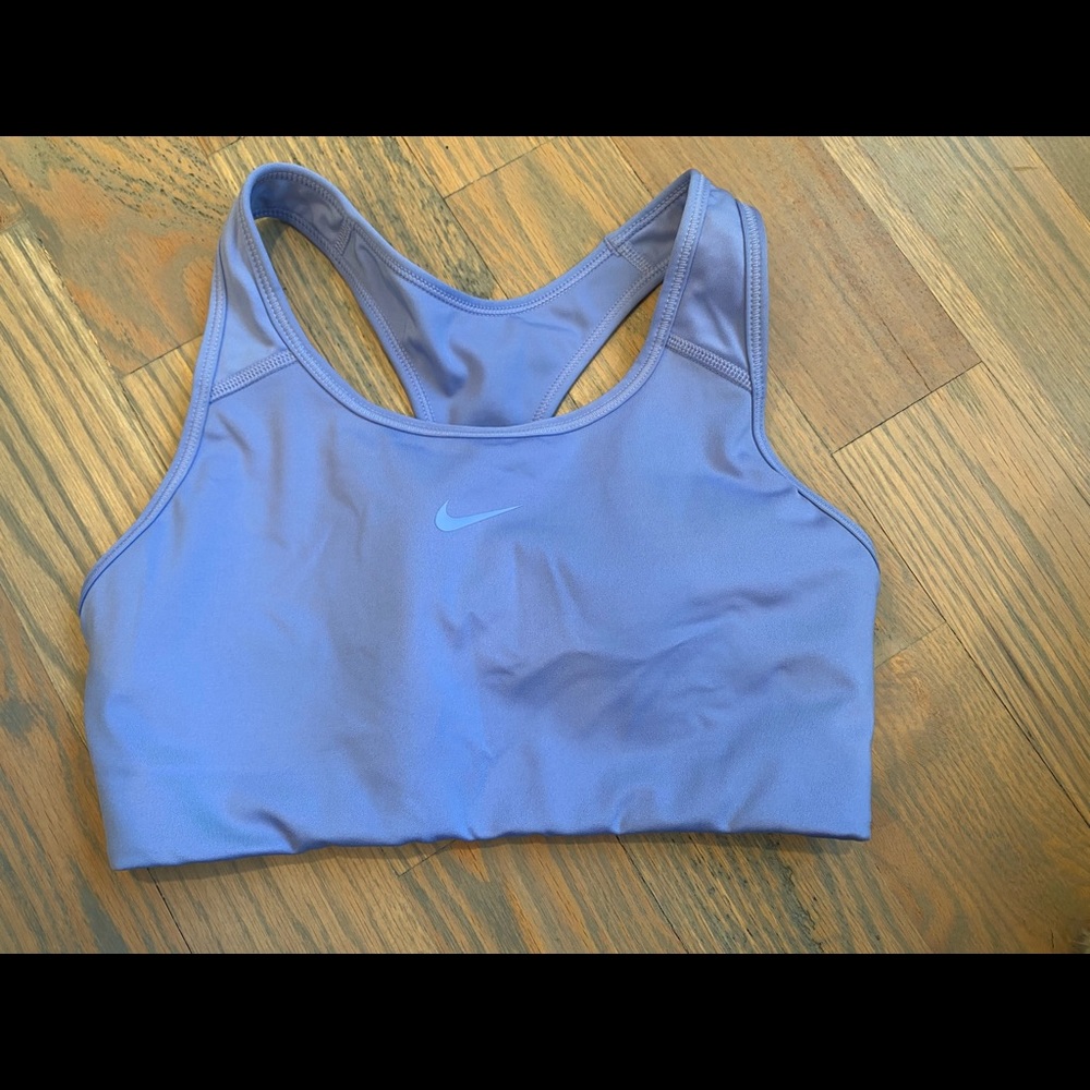 Nike women sports bra size M